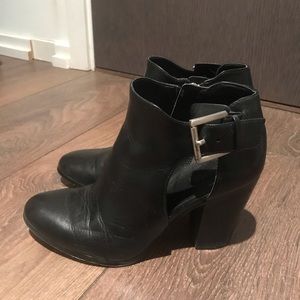 Michael Kors black ankle boots - size 6
